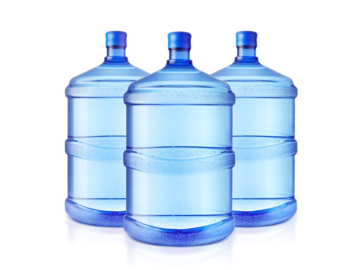 How Many Bottles of Water Is a Gallon
